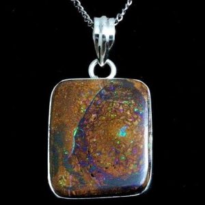 Pendentif opale
