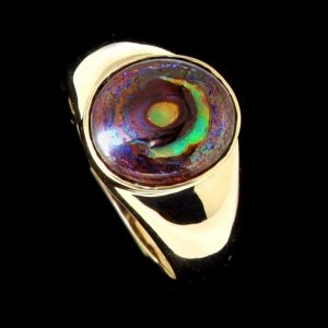 opal Ringe