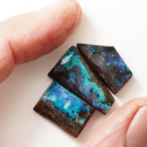 Opal Bloke eBook Learn how to cut and polish opal gemstones